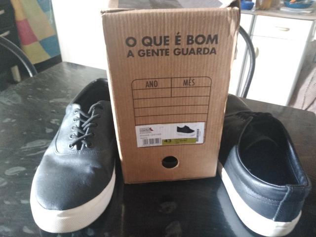 tênis couro reserva texturizado preto
