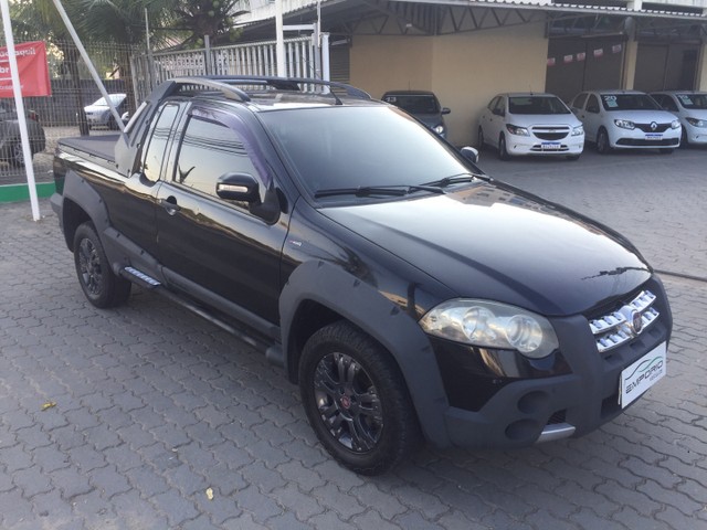 FIAT STRADA ADVENTURE LOCKER 1.8 CABINE ESTENDIDA 2011
