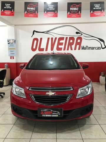 GM/ ONIX LT 1.0 FLEX COMPLETO MANUAL 2013/2014 COM APENAS 47.770 KMS