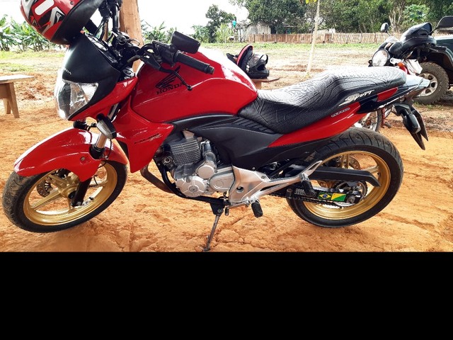 MOTO CB 300 HONDA
