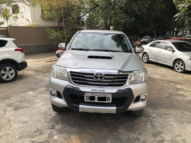 TOYOTA HILUX SRV 2014 DIESEL AUT