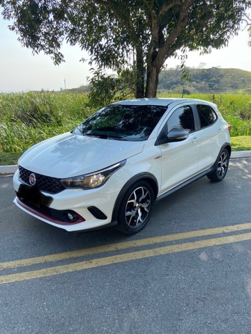 FIAT ARGO HGT 1.8 CÂMBIO MANUAL