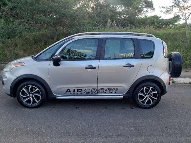 AIRCROSS