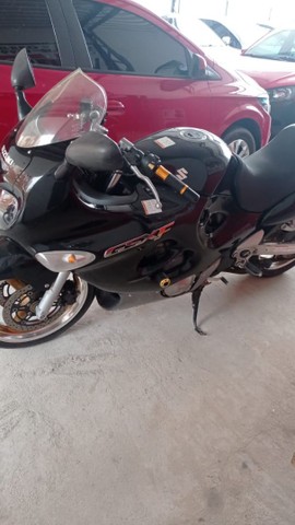 SUZUKI 750