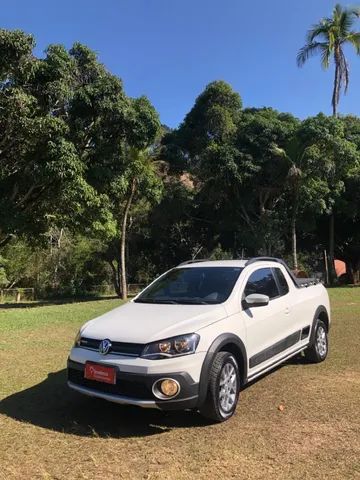 VOLKSWAGEN - SAVEIRO - 2014/2014 - Branca - R$ 61.900,00 - JK Motors