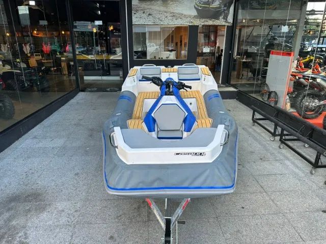 Jet Boat C350 - 2022 - Foto 7