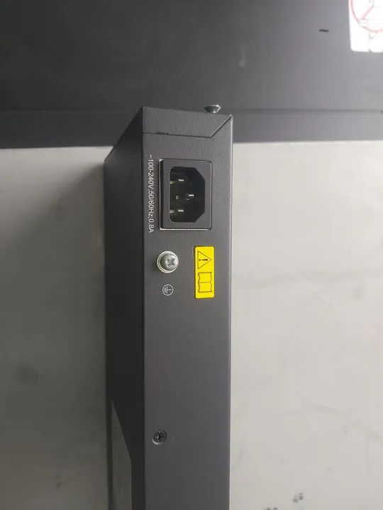 Switch 3Com Baseline 2928 SFP Plus 28 portas Gigabit  - Foto 5
