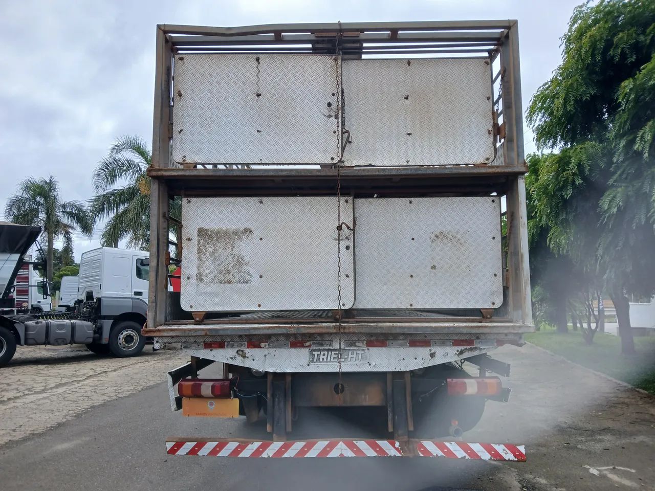 Mercedes-Benz Atego 2426/36 6X2 E5 2021/2022 Vamos Seminovos Chapecó - Foto 4