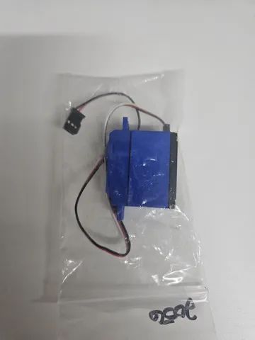 Traxxas servo da re revo  - Foto 4
