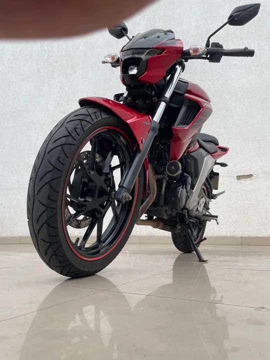 YAMAHA FZ25 250FAZER 2023/2023 12 Mil Km  - Foto 3
