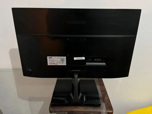 Monitor Samsung 24" com Hdmi S24E310 - Foto 2