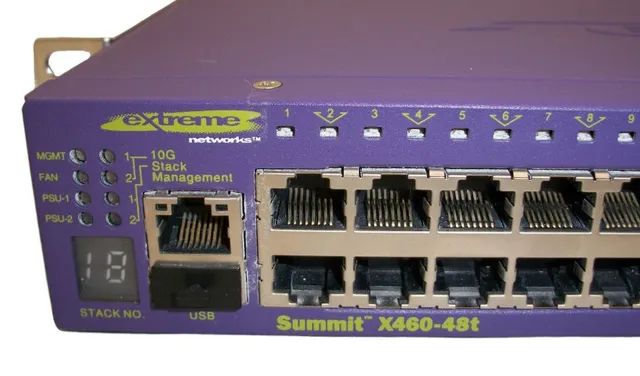 Switch ExtremeSumit  X460 48 Portas Gigabit + combo 4x10G