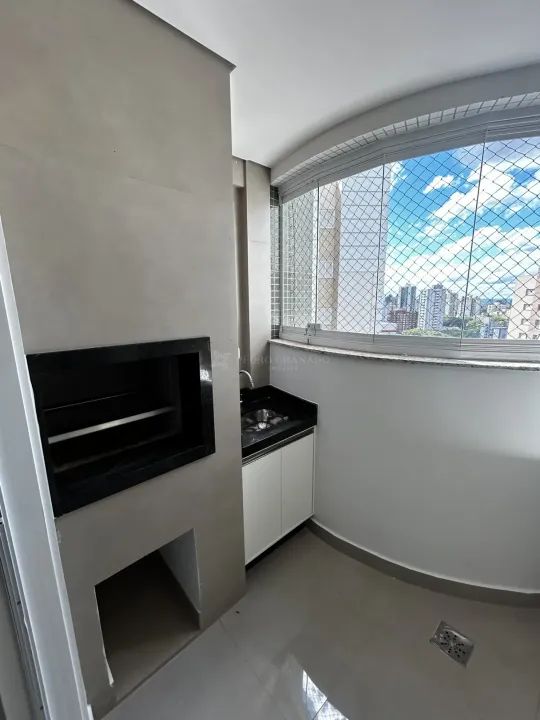 Apartamento de 3 Dormitórios com Suíte e Ar Condicionado para Locação no Centro de Maringá - Foto 6