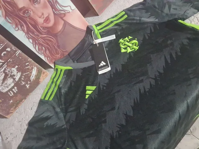Camiseta Feminina Internacional, Original!