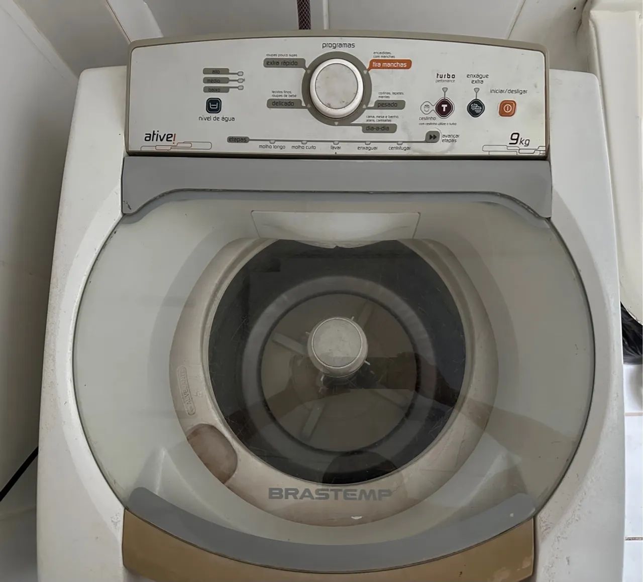 Máquina de Lavar Roupa Brastemp 9kg - Precisa de manutenção 