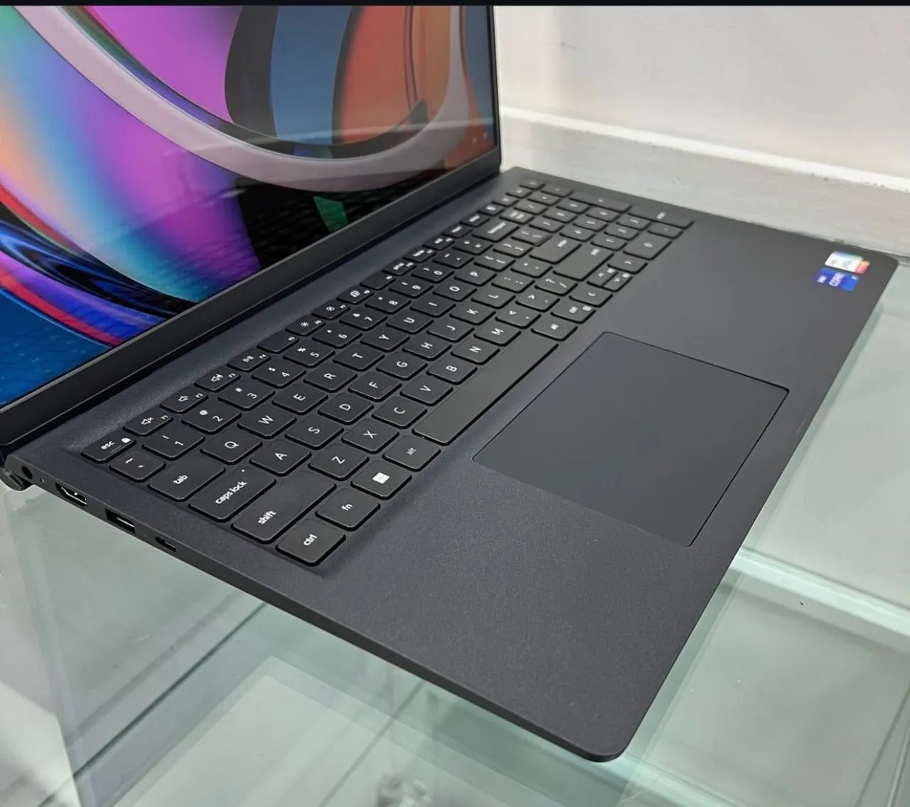 Notebook Dell i3 11 geração    Memória ram 8 giga SSD 128 gb + HD 1 terá  - Foto 2