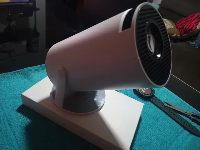 Mini Projetor Hy300 Smart Android 11 Branco 1080p WI-FI 6