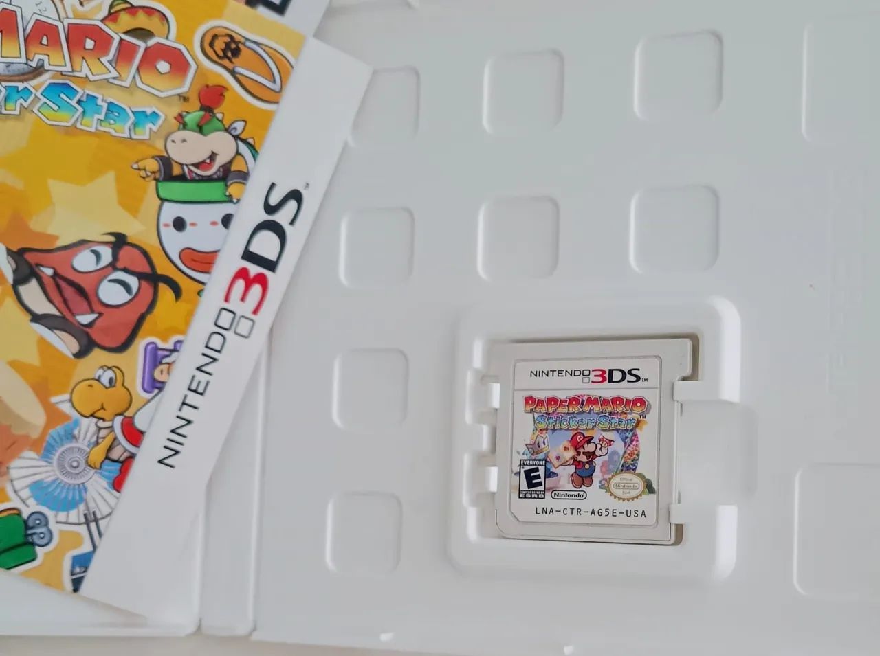 Paper Mario: Sticker Star -Nintendo 3DS Americano Completo com Luva - Foto 3