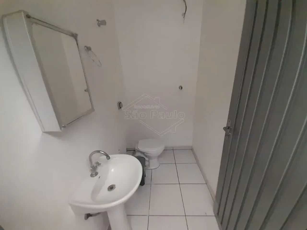 Locação de Comercial / Salão na cidade de Araraquara - Foto 9