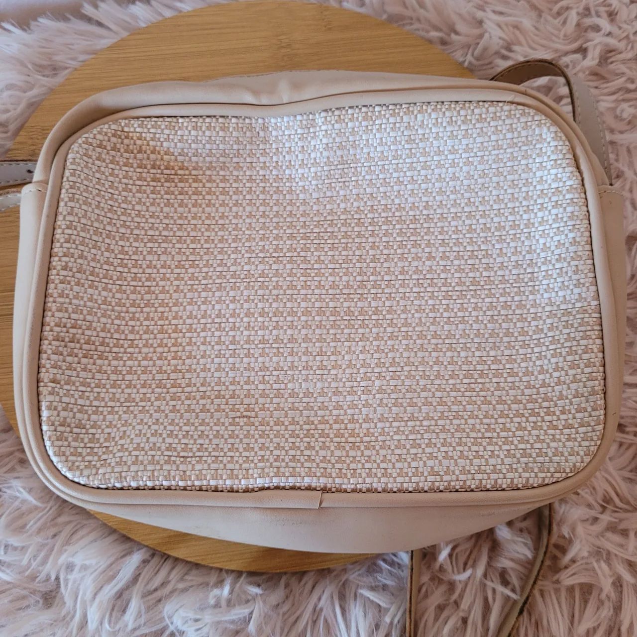 DOAÇÃO bolsa pequena bege com alça longa ajustável - Foto 4