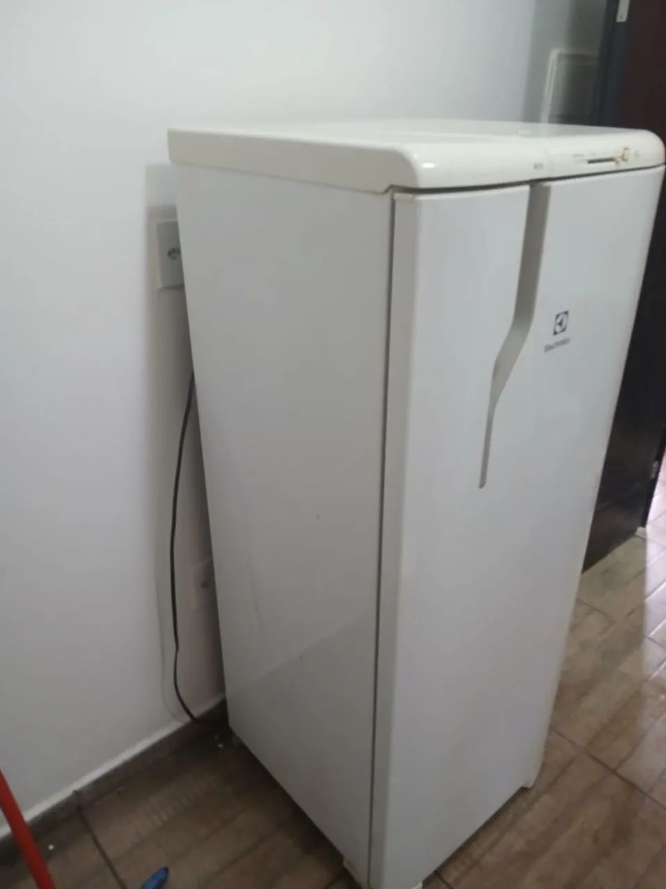 Geladeira Electrolux - Branca - Usada