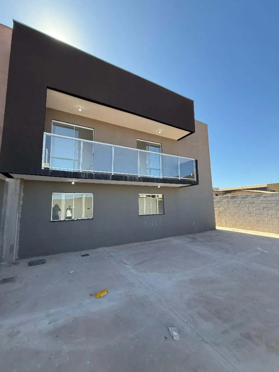 Á VENDA DE APARTAMENTOS COM VARANDA - A PARTIR 165 MIL