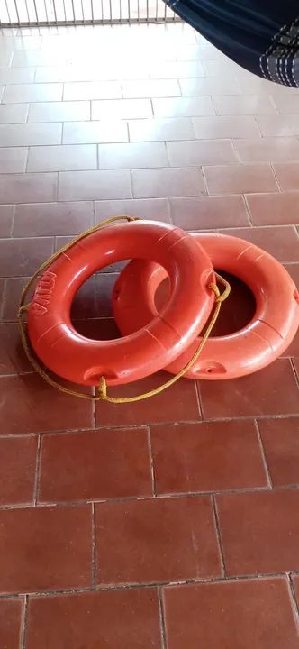 Duas boias 60cm