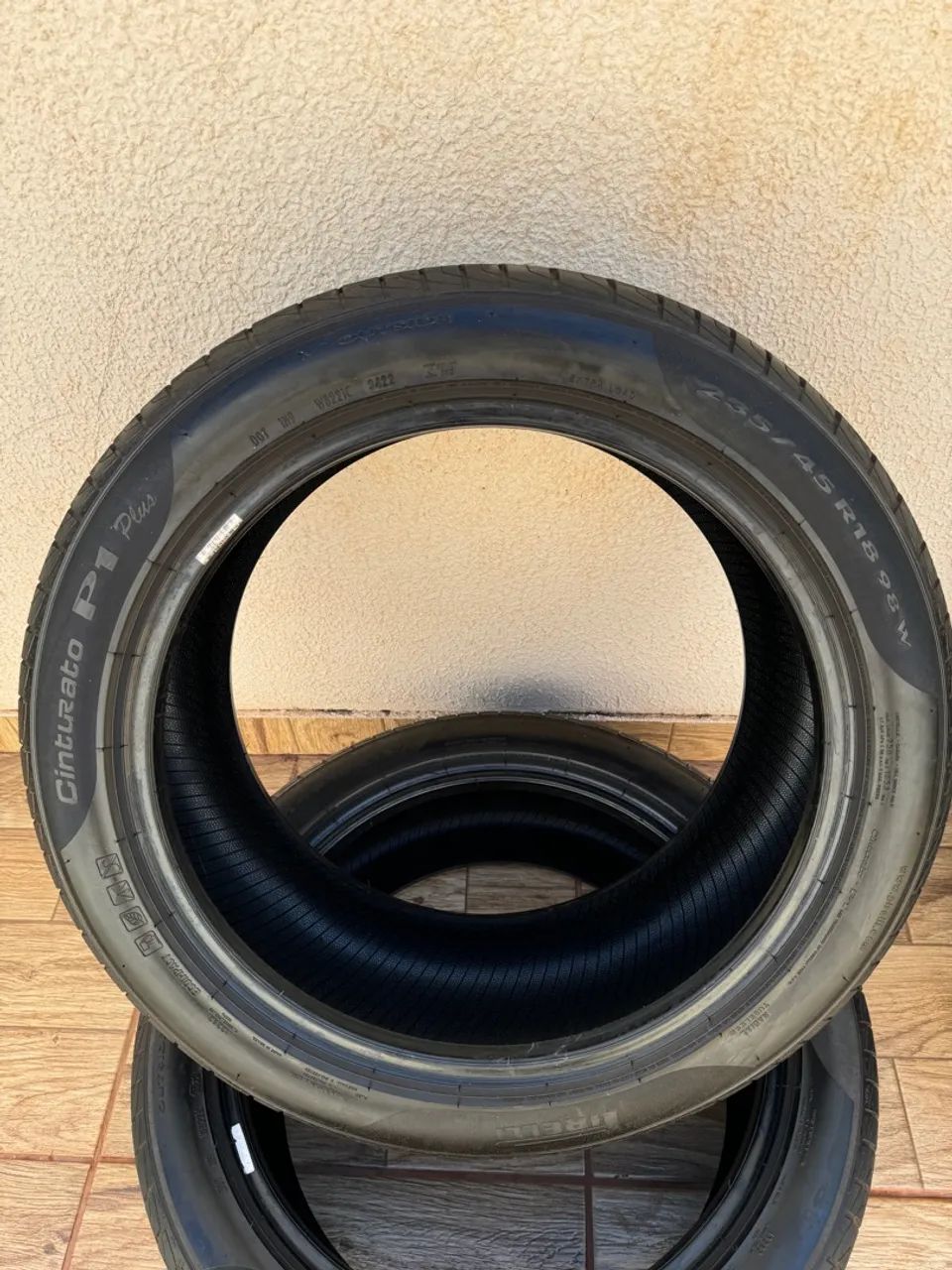 2 unidades Pneu Pirelli Cinturato P1 Plus 235/45 R18 98W