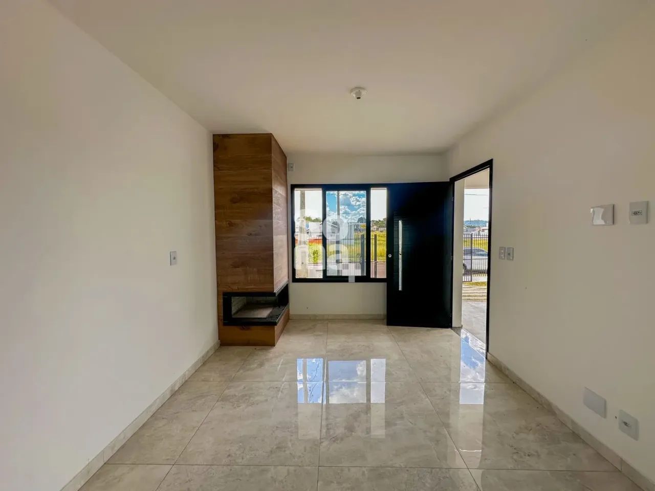 BELO SOBRADO DE 3 DORMITÓRIOS A VENDA - Foto 3