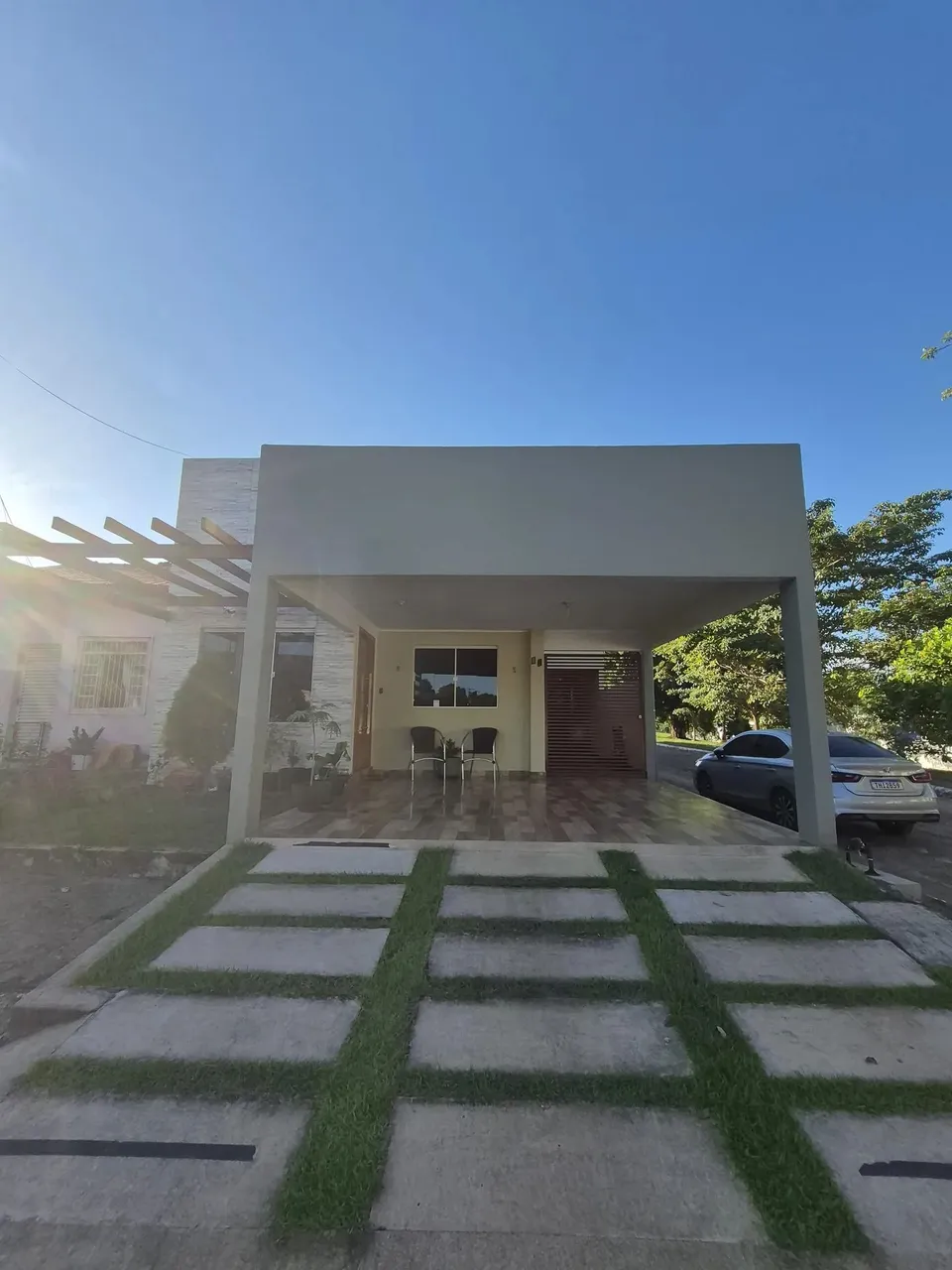 Casa para locação, no condomínio Aquárius, 3 quartos.