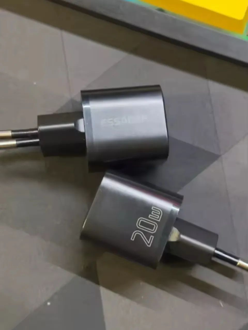 Carregador Turbo Essager USB-C 20W - Novo e Lacrado