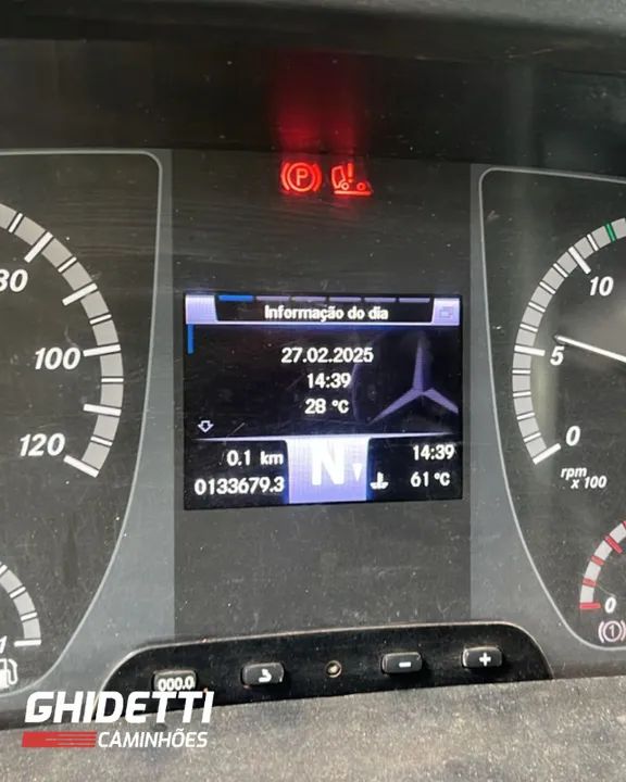 Mercedes-Benz Atego 1726 com implemento comboio pressurizado - Foto 5