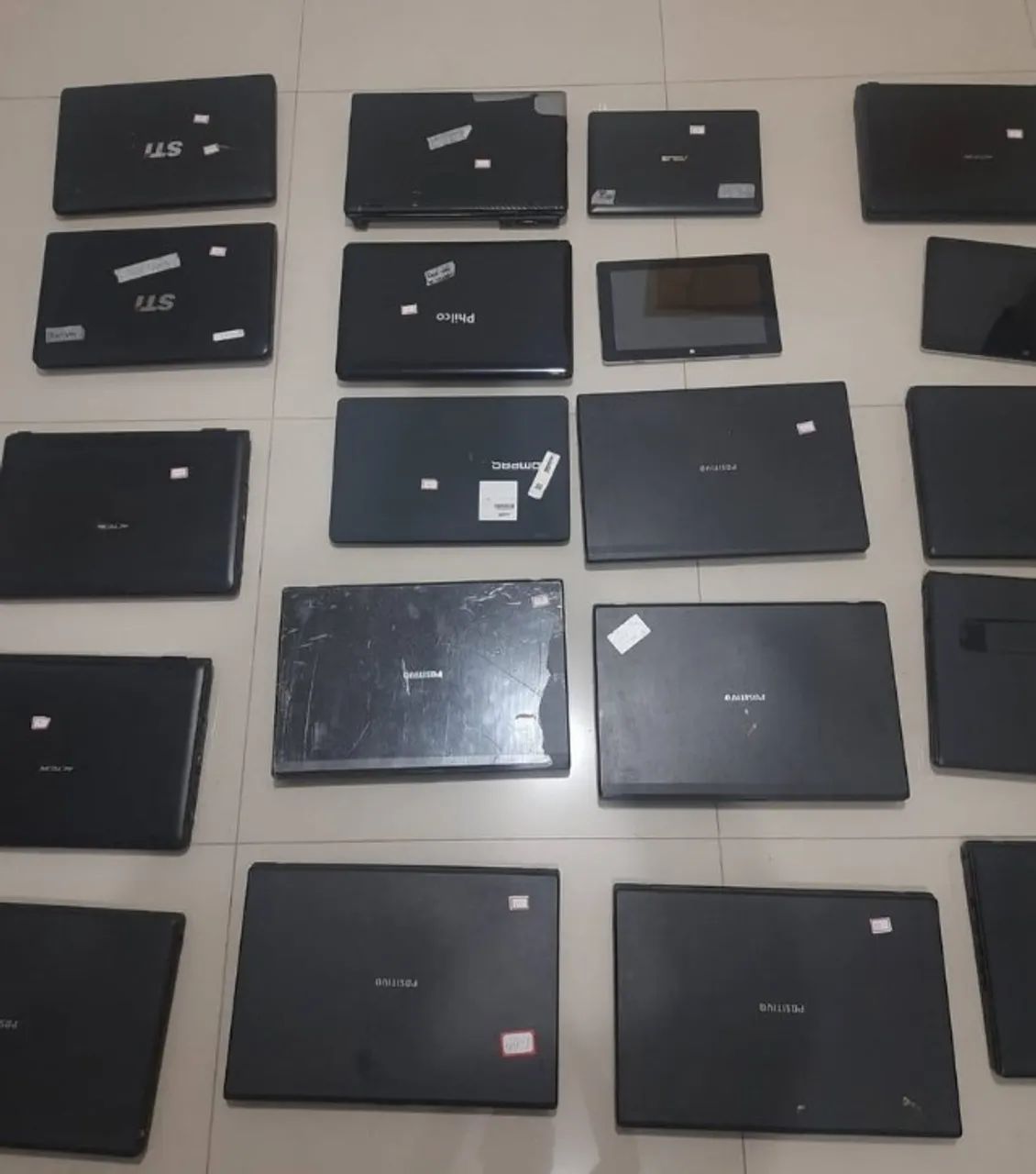 Lote de 23 Notebooks - Foto 2