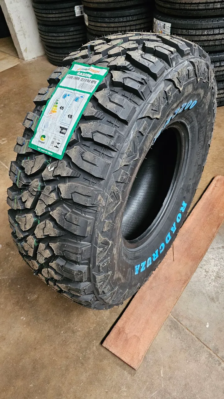 Pneu Roadcruza RA3200 315/75R16