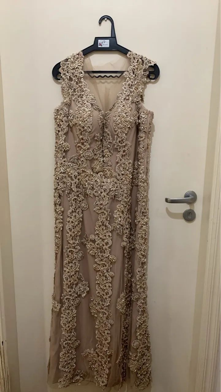 Vestido de festa inteiro bordado  - Foto 4