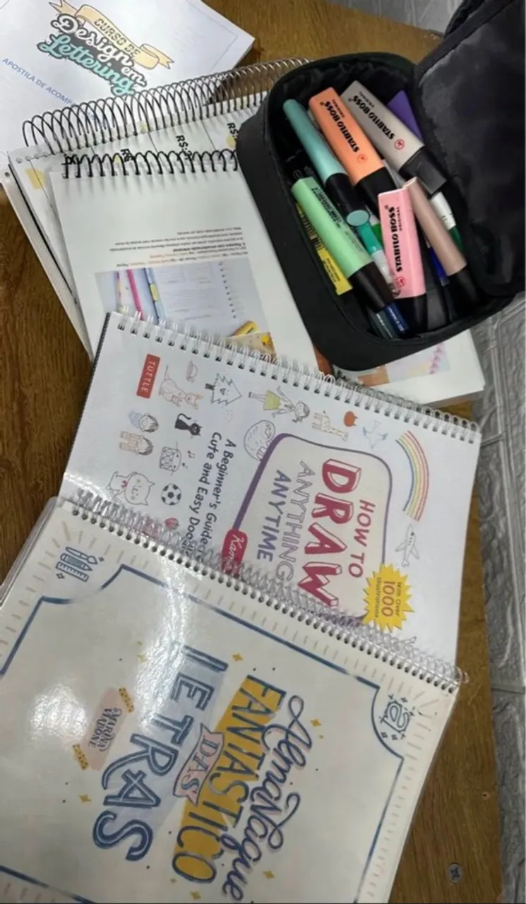 Kit completo de papelaria para lettering e desenho