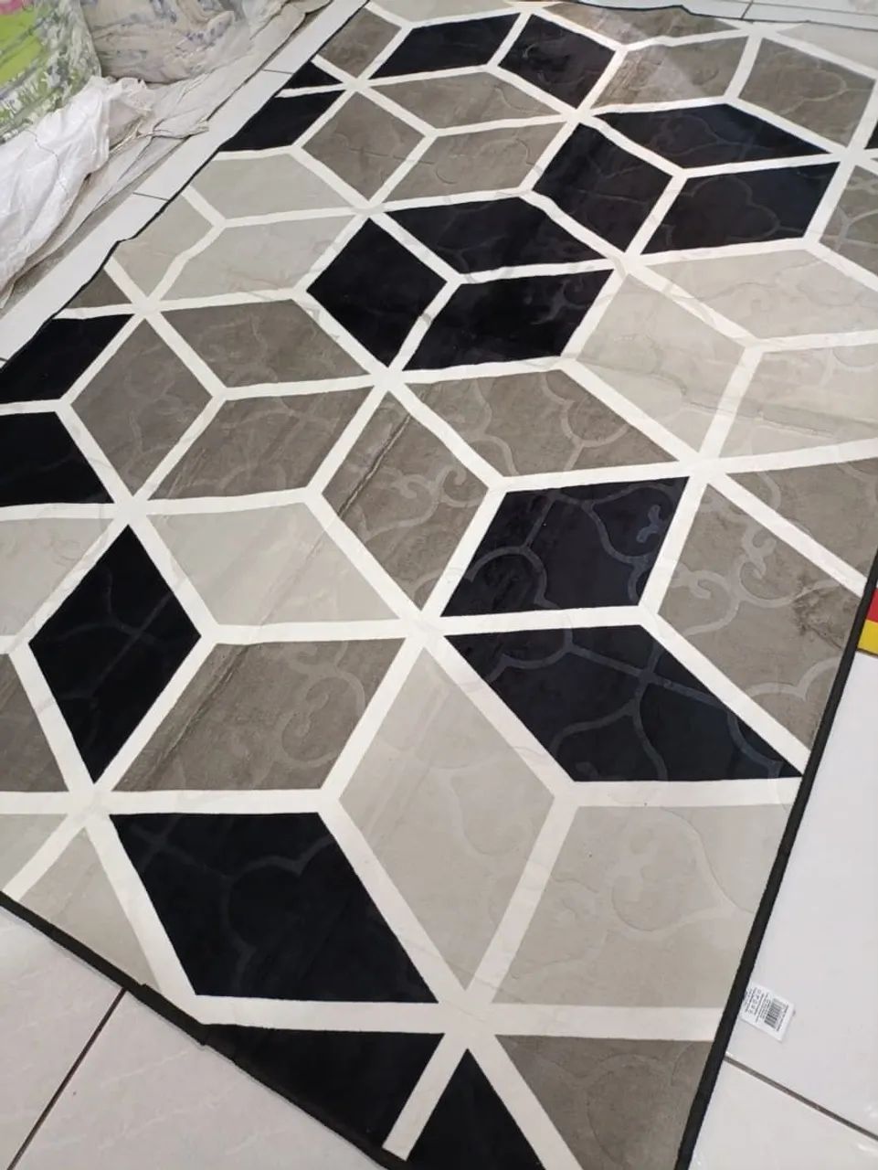 Tapete moderno geométrico