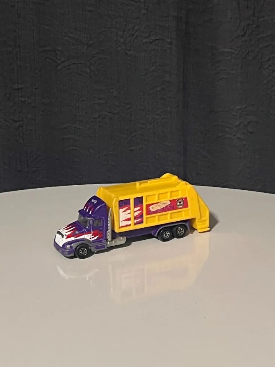 Caminhão  de ferro 12 x 6