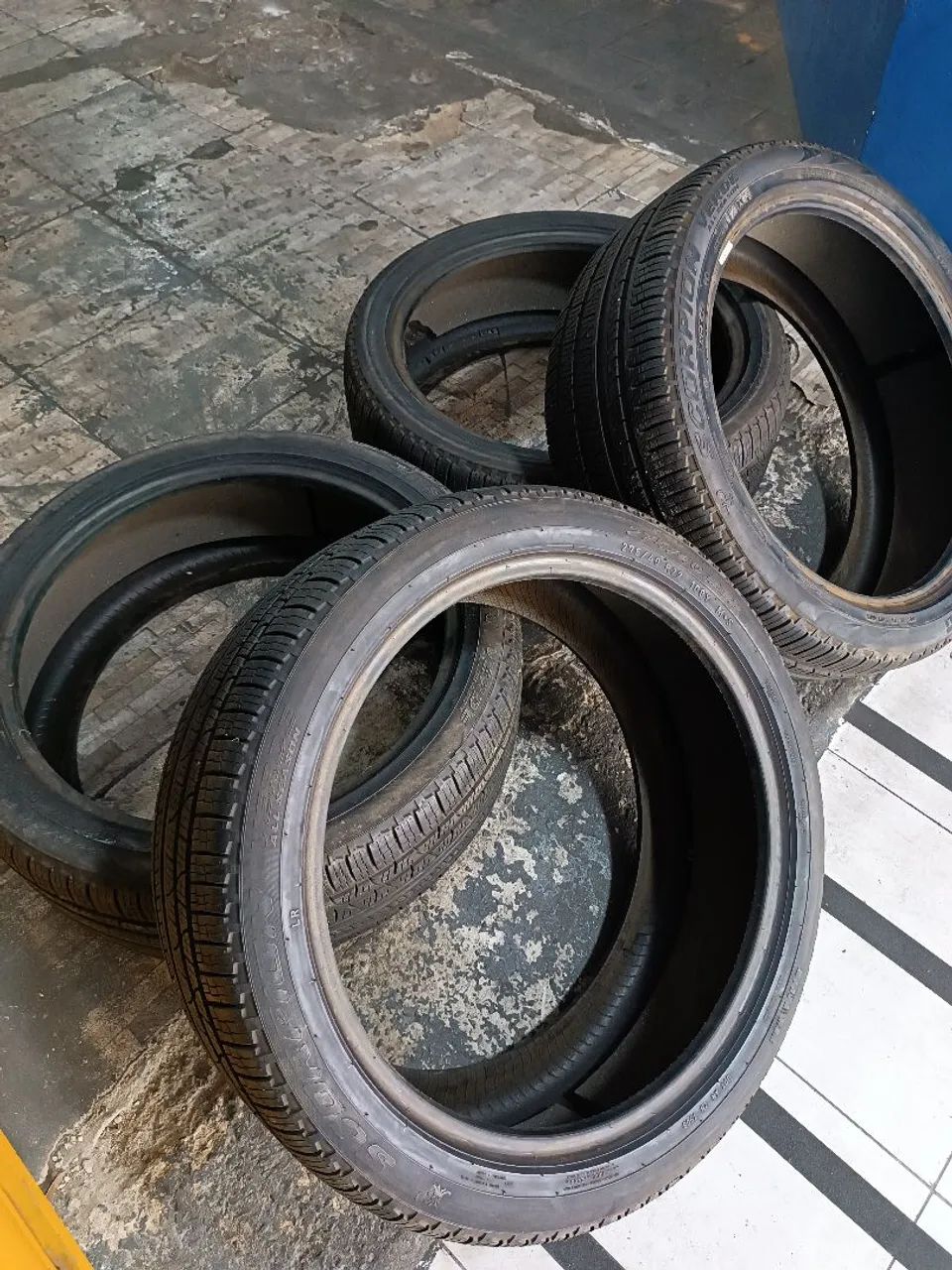 Pneus Scorpion Zero 275/40R22 - Foto 5