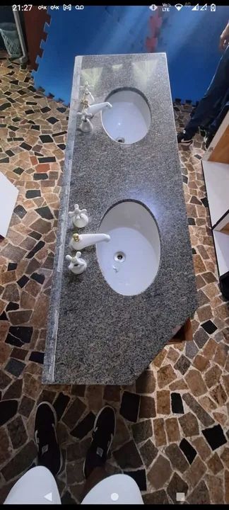 Pia de granito com duas cubas - Foto 2