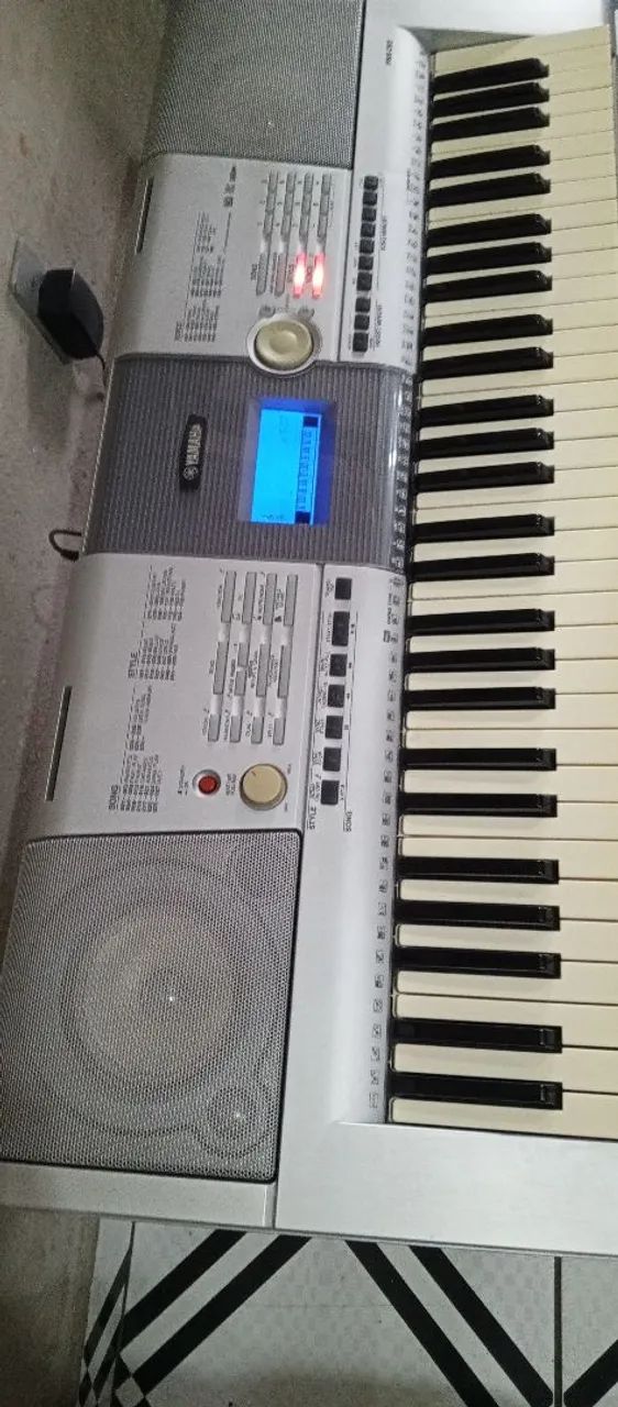 Teclado Yamaha PSR-295 - Foto 2