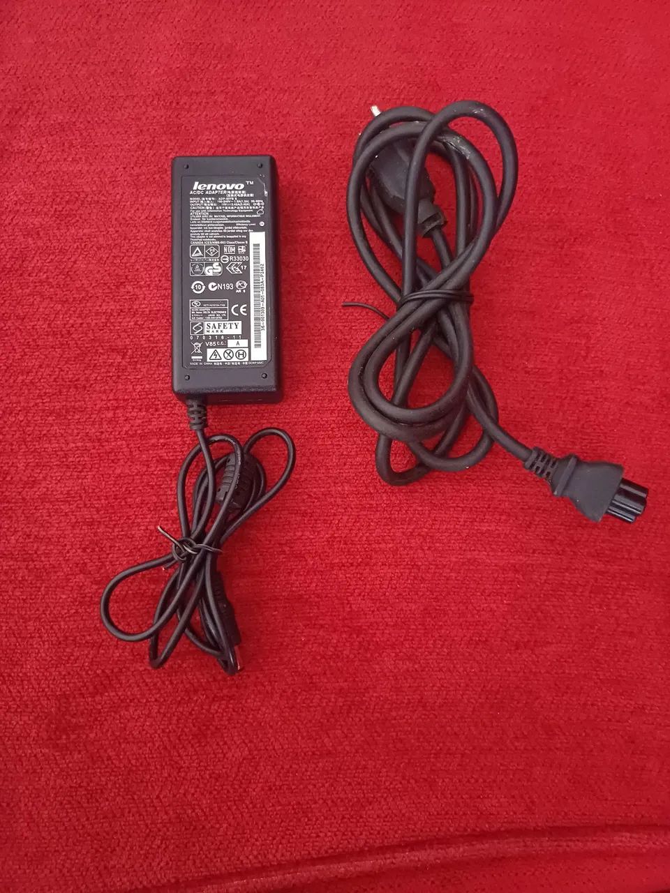 Carregador para notebook lenovo original 