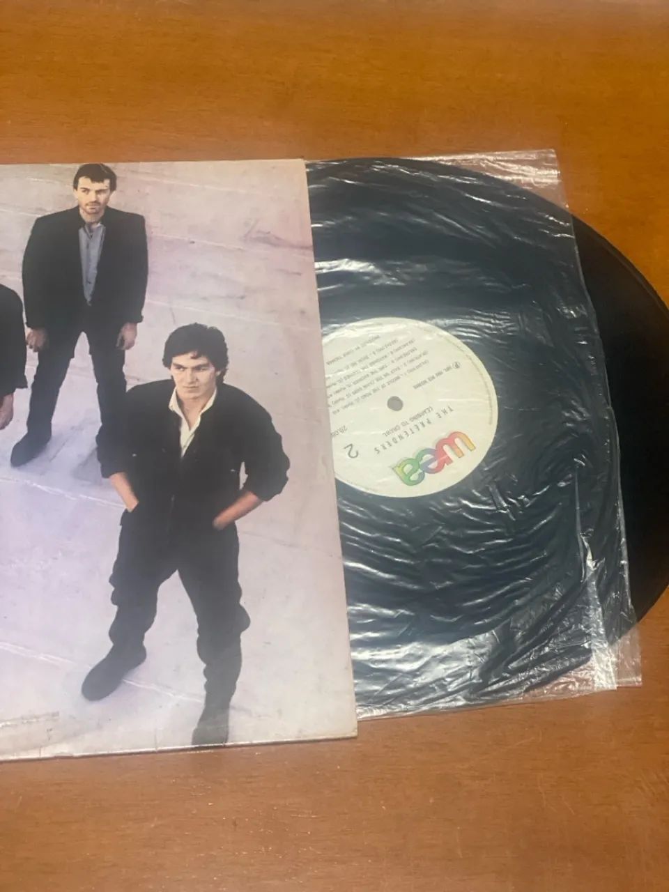 Disco de Vinil The Pretenders - Learning To Crawl - Foto 3