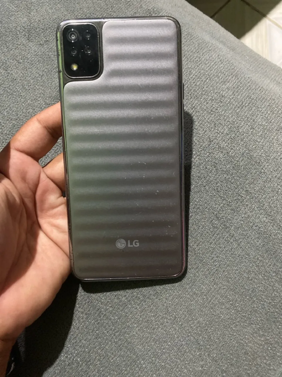 LG k52 64 gb