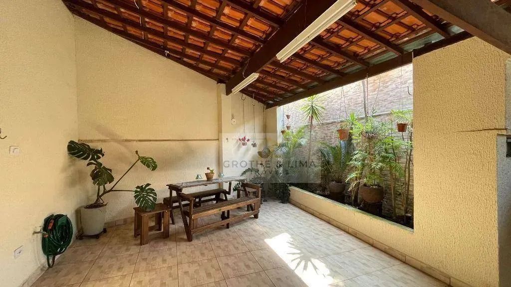 OPORTUNIDADE! Sobrado com Área Gourmet na Zona Sul de São José dos Campos  131m² | 3 Dormi