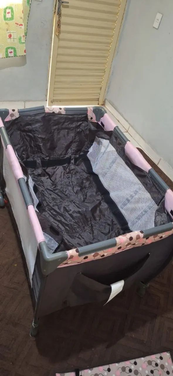 Vendo berço retrátil menina - Foto 4