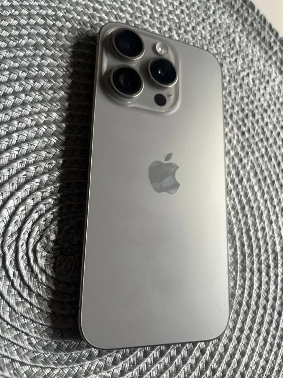 iPhone 15 Pro 256 zerado