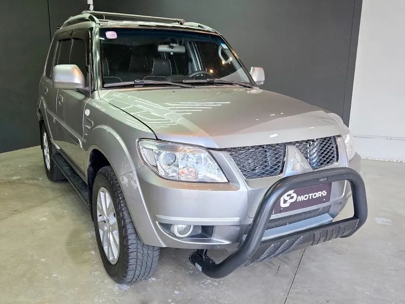 Mitsubishi Pajero Tr4 2.0 4X4 16V 140Cv Flex 4P Automático - Foto 3