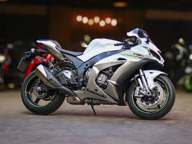 Kawasaki Zx-10/ Zx-10r 1000cc 2017 - 1447446533 | OLX