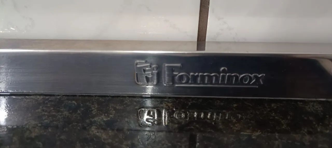 Armário de cozinha e Pia de Mármore da marca Forminox com cuba de Aço Inox. - Foto 2